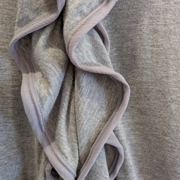 Vivienne Tam Sleeveless Knit Ruffled Top,L - Picture 2 of 8